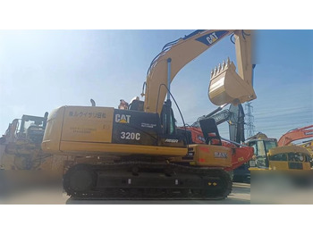 حفارات زحافة CATERPILLAR 320C