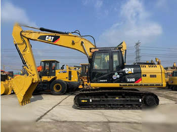 حفارات زحافة CATERPILLAR 320D