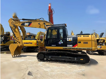 حفارات زحافة CATERPILLAR 320D