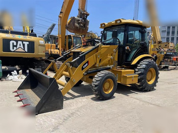 حفار متعدد الاستخدام CATERPILLAR 420F