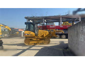 بلدوزر CATERPILLAR D5K