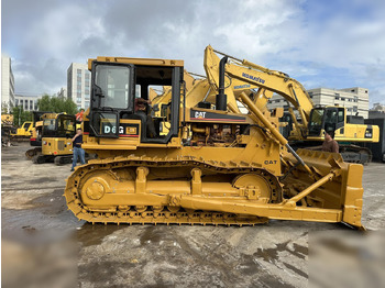 بلدوزر CATERPILLAR D6G
