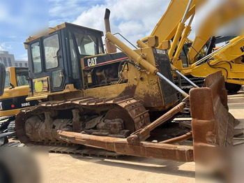 بلدوزر CATERPILLAR D6G
