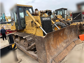 بلدوزر CATERPILLAR D6G