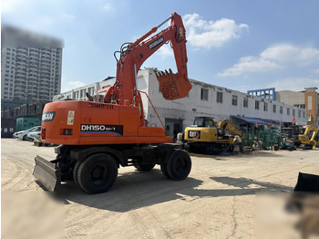 حفارة على عجلات DOOSAN DH150W-7