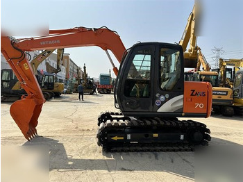 حفارات زحافة HITACHI ZX70