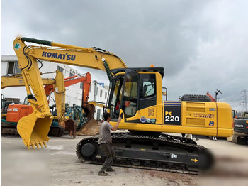 حفارات زحافة KOMATSU PC220-8