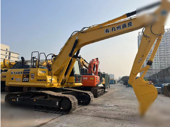 حفارات زحافة KOMATSU PC220-8M0: صور 5