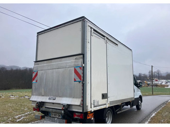 الشاحنات الصغيرة صندوق مغلق Iveco DAILY 35C16 kontener kurierka winda: صور 3