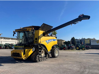 حصادة شاملة NEW HOLLAND MIETITREBBIA CR 9.90: صور 2 حصادة شاملة NEW HOLLAND MIETITREBBIA CR 9.90: صور 2