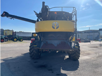 حصادة شاملة NEW HOLLAND MIETITREBBIA CR 9.90: صور 4 حصادة شاملة NEW HOLLAND MIETITREBBIA CR 9.90: صور 4