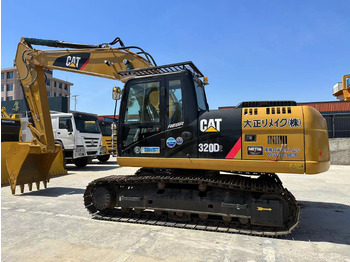 حفارة CATERPILLAR 320D