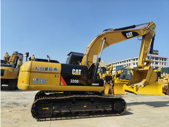 حفارة CATERPILLAR 320D
