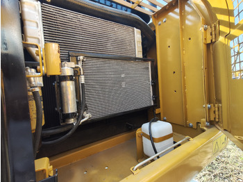 حفارة CATERPILLAR 320d: صور 5