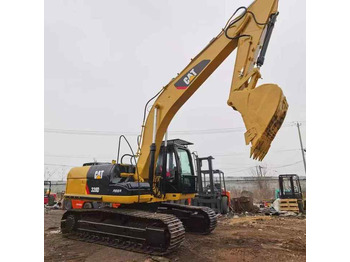 حفارة CATERPILLAR 320D