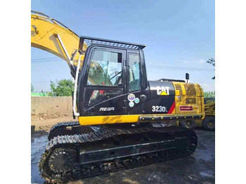 حفارات زحافة CATERPILLAR 323DL