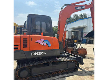 حفارات زحافة DOOSAN DH55