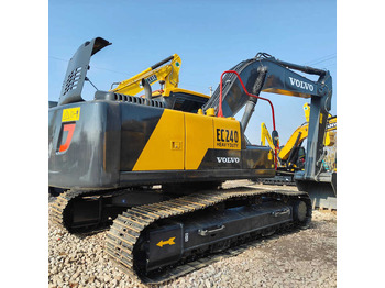 حفارة VOLVO EC240
