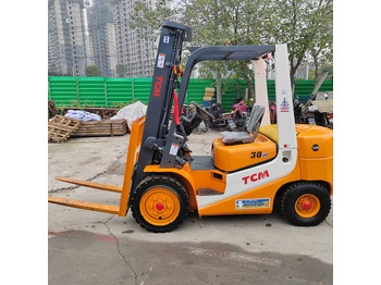 تأجير  Very Cheap Price 3 Tonne TCM Forklift  Run Performance TCM30 Forklift  for Sale [ Copy ] Very Cheap Price 3 Tonne TCM Forklift  Run Performance TCM30 Forklift  for Sale [ Copy ]: صور 1