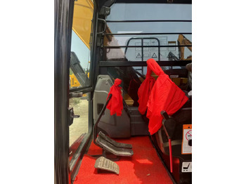 حفارات زحافة CATERPILLAR 323D2L: صور 3