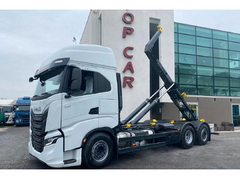 شاحنة ذات الخطاف IVECO S-WAY
