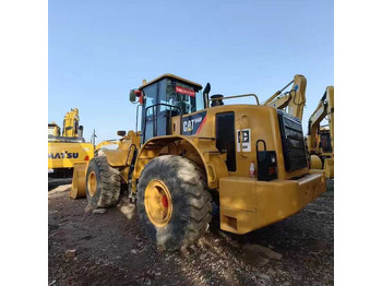 اللودر بعجل CATERPILLAR 966H