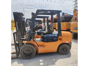 رافعة شوكية TOYOTA