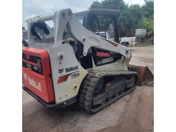 اللودر بعجل BOBCAT T590