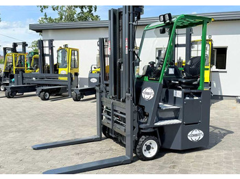 شاحنة المناولة رباعية الاتجاهات Combilift CB2500 / DIESEL / EXTENDABLE FORKS / TRIPLEX / 5500MM / FREE LIFT / SIDE SHIFT / FORK POSITIONER / LIKE NEW: صور 2