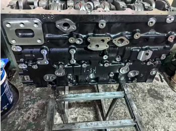 المحرك CATERPILLAR