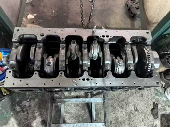 المحرك CATERPILLAR