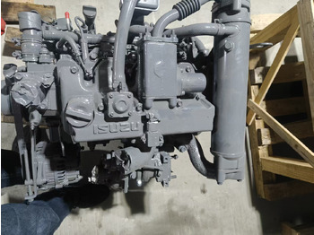 المحرك - حفارة ISUZU 4LE2: صور 4