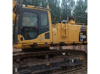 حفارات زحافة KOMATSU PC700