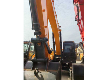 حفارة High Quality Used Hyundai 220lc-9s Excavators 22 Ton Hydraulic Crawler Used hyundai 210 220 215 305  Excavators for Sale: صور 4
