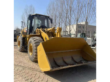 اللودر بعجل CATERPILLAR 966H