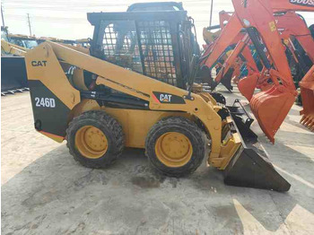 شيول صغير Used  Front Loader Tractor CAT 246D Skid Steer Loader / Used Cat 226B 246C 246d Mini Skid Steer Loader in Stock [ Copy ]: صور 2