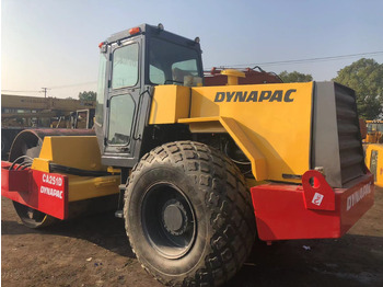 مدحلة الأسفلت DYNAPAC
