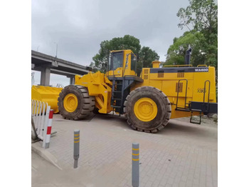 اللودر بعجل KOMATSU WA600-3