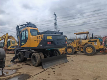 : صورة رأس الصفحة