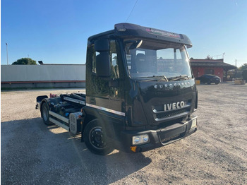 شاحنة ذات الخطاف IVECO EuroCargo 75E