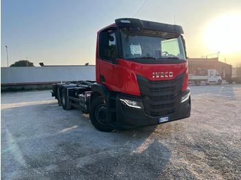 تأجير IVECO X-WAY AD260 NUOVO TARGATO SCARRABILE IVECO X-WAY AD260 NUOVO TARGATO SCARRABILE: صور 2