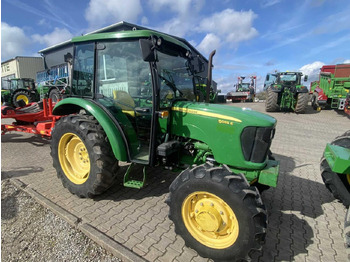 جرار JOHN DEERE 5055E