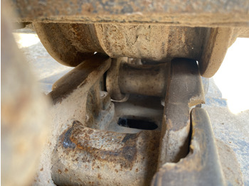 حفارات زحافة JCB JS131: صور 5