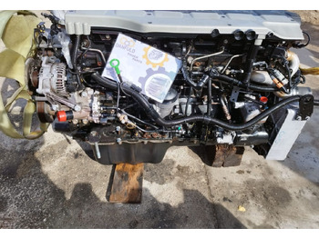 المحرك MAN TGA