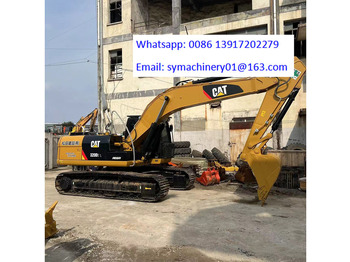 حفارات زحافة CATERPILLAR 320D2