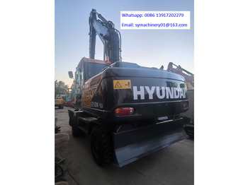 حفارة على عجلات HYUNDAI R210