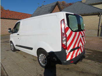 فان المدمجة Ford Transit Custom 2.0tdci: صور 5 فان المدمجة Ford Transit Custom 2.0tdci: صور 5
