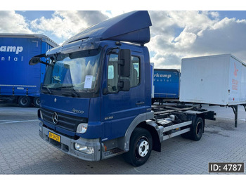 شاحنات الحاويات/ جسم علوي قابل للتغيير شاحنة MERCEDES-BENZ Atego 816