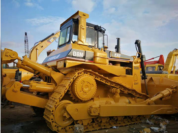 اللودر بعجل CATERPILLAR D8N