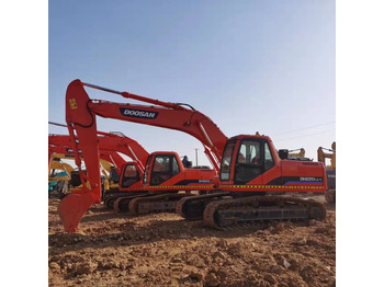 حفارات زحافة DOOSAN DH220LC-7